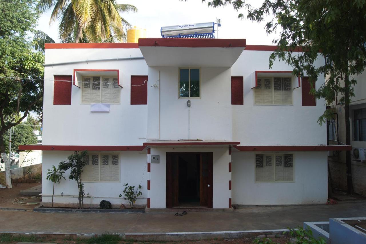 Cornerbunker Hostel Mysore Exterior photo